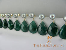 Load image into Gallery viewer, bridesmaid emerald slice and pearl earring