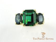 Load image into Gallery viewer, sapphire and emerald cocktail ring gold