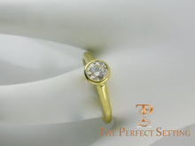 Load image into Gallery viewer, GIA certified round diamond bezel set ring