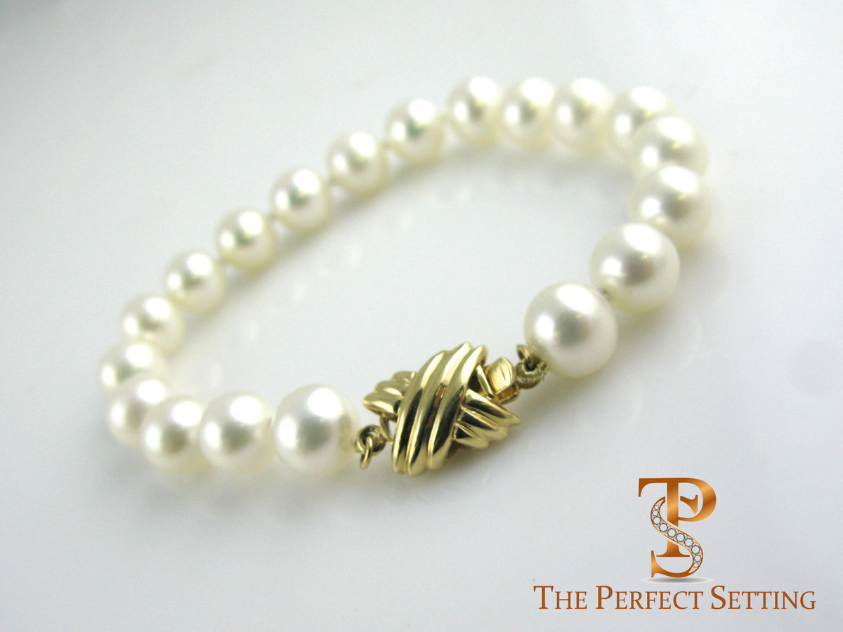 Tiffany Essential Pearls bracelet of Akoya pearls with an 18k white gold  clasp.