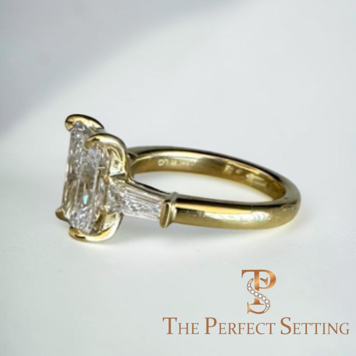 Radiant Cut Diamond Engagement Ring with Baguettes in 18K Yellow Gold