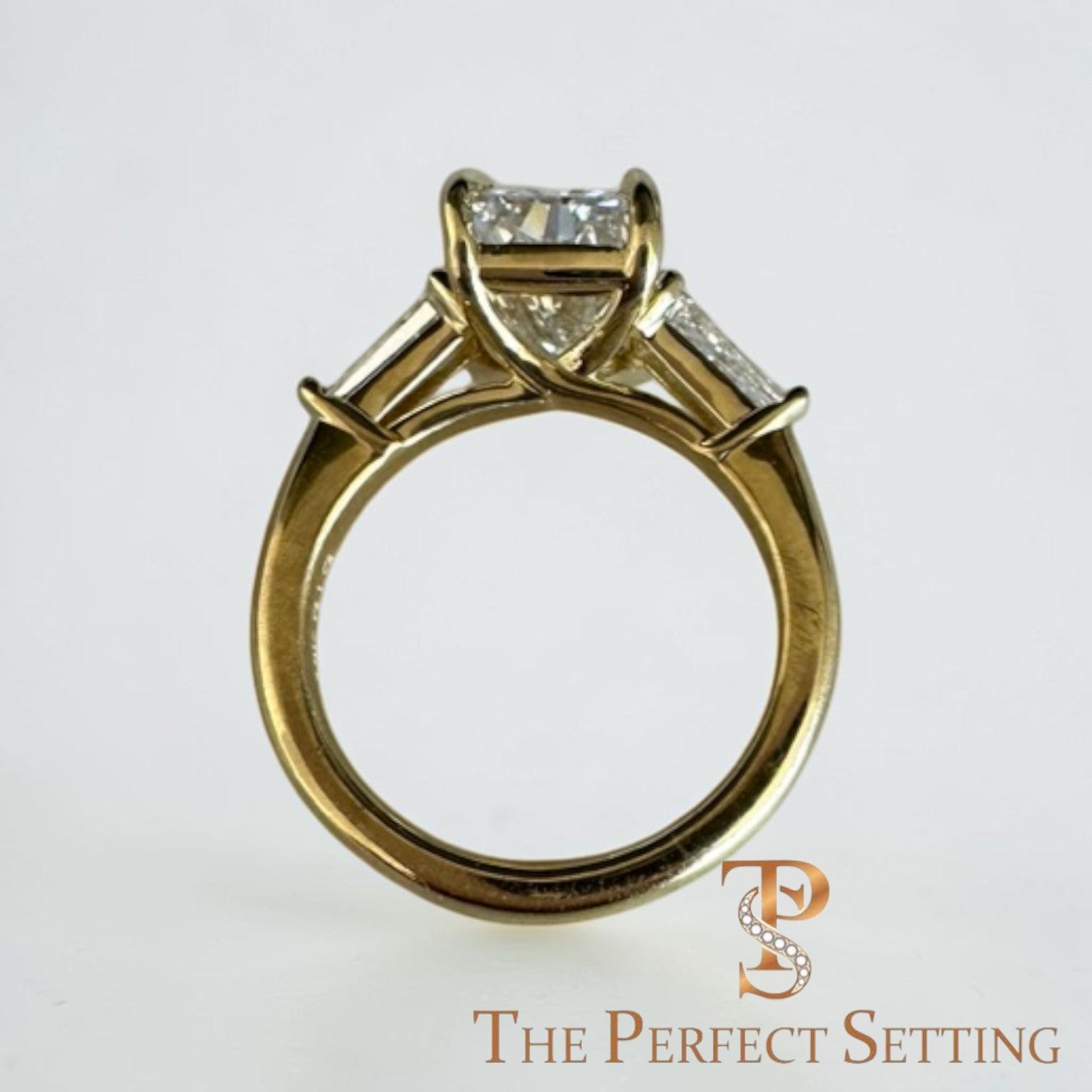 Radiant Cut Diamond Engagement Ring with Baguettes in 18K Yellow Gold