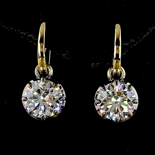Georgian_Setting_4.05_Cts_14K_YELLOW_GOLD_Round_lab diamond Hanging_Earring