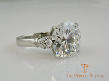 Load image into Gallery viewer, 7 ct graft round diamond pear 3 stone engagement ring 