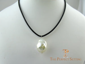 Freshwater pearl on leather cord necklace