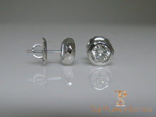 Load image into Gallery viewer, bezel hammered stud earrings polished