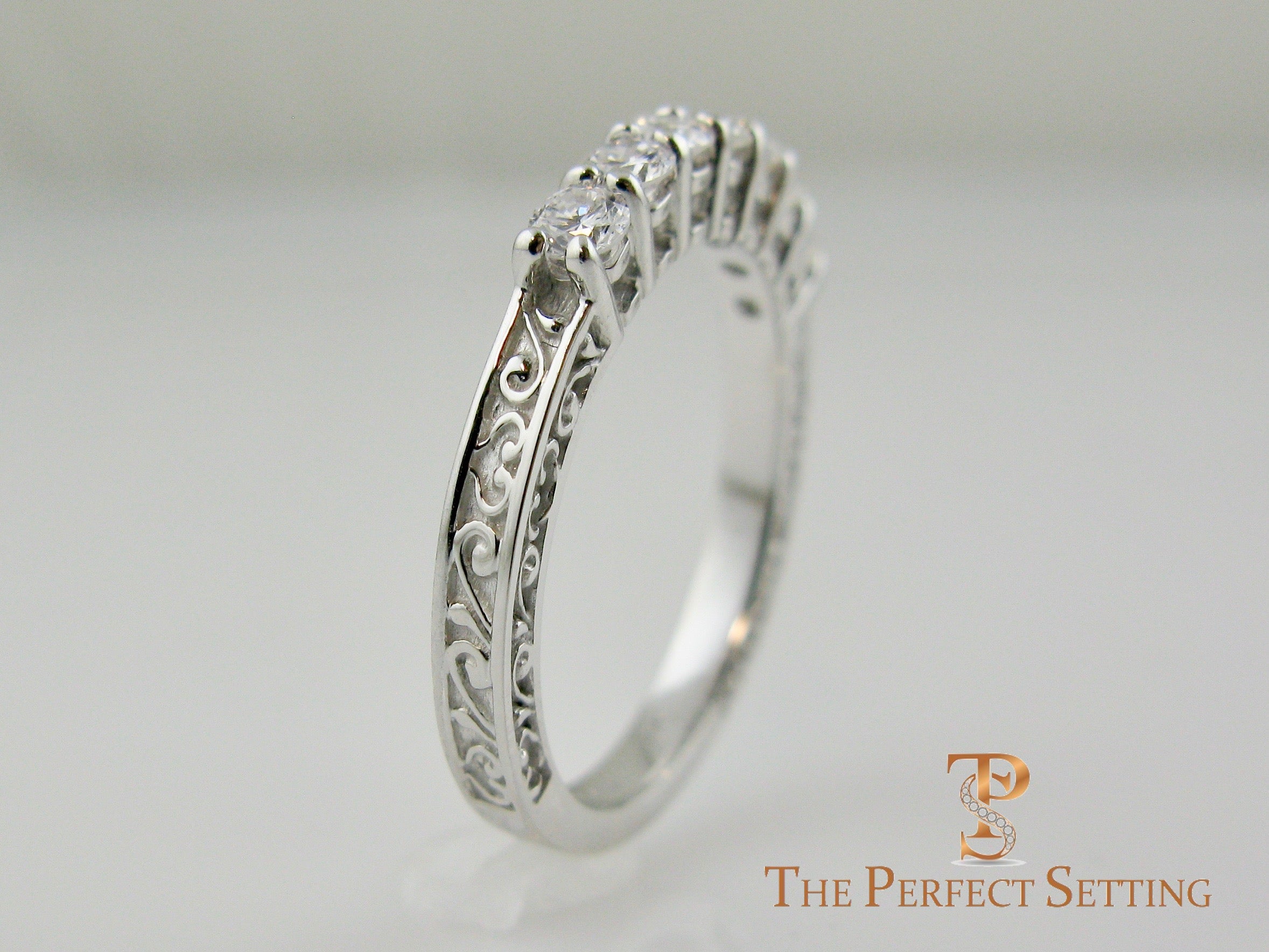 vintage scroll 7 stone diamond wedding band