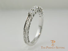 Load image into Gallery viewer, vintage scroll 7 stone diamond wedding band
