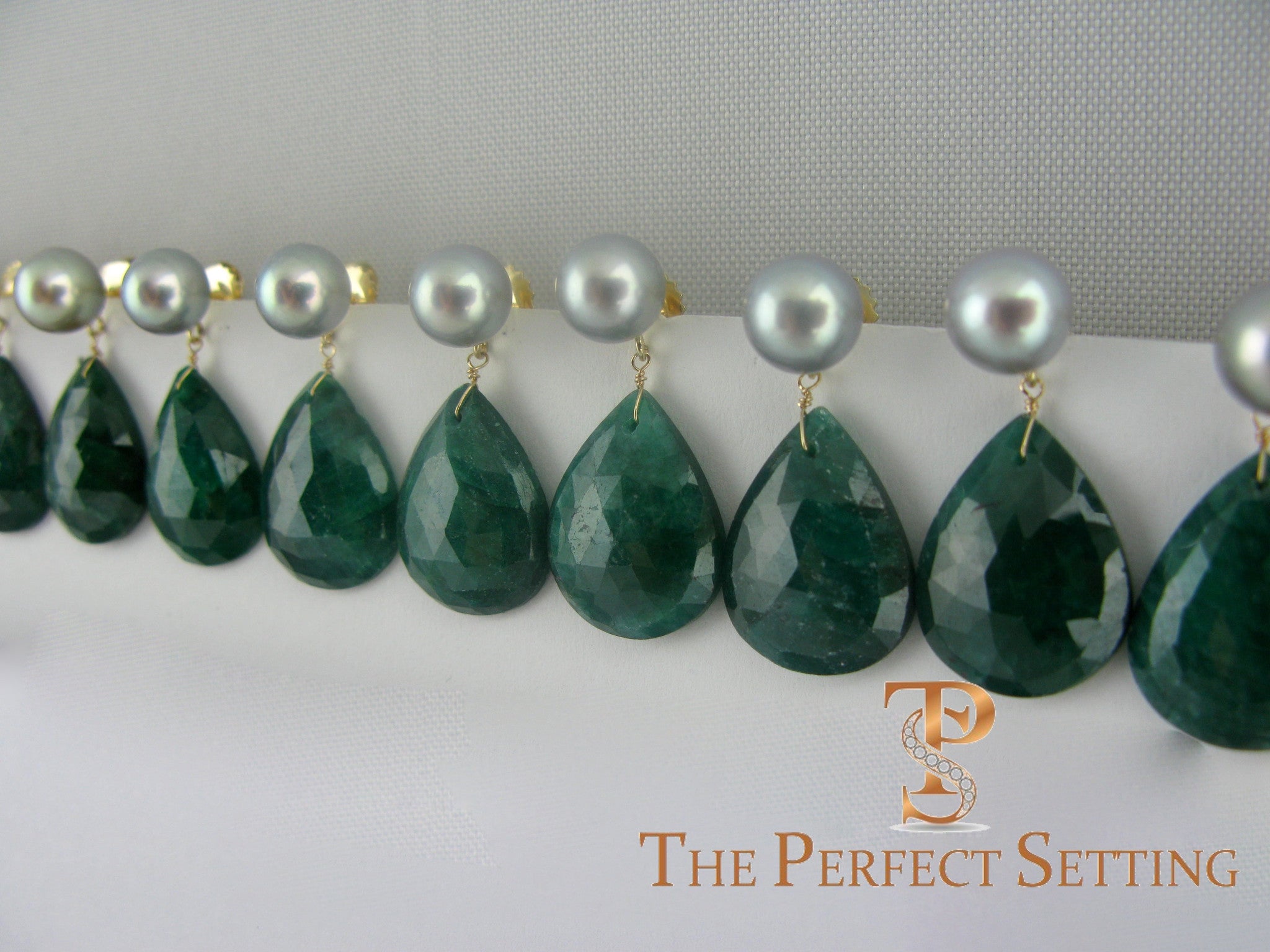 bridesmaid emerald slice and pearl earring
