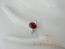 Load image into Gallery viewer, Oval Ruby and Diamond Platinum Ring