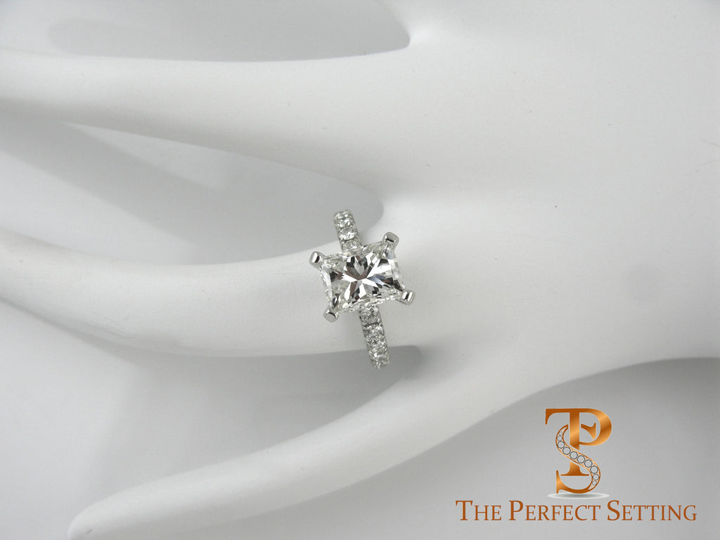 Custom Diamond Engagement Ring
