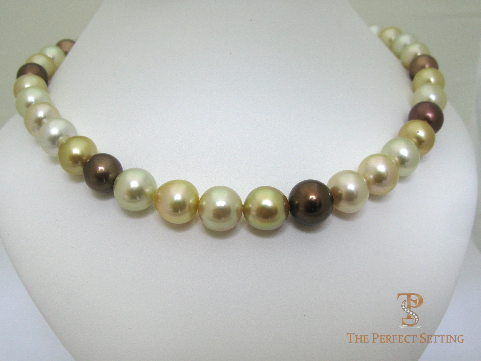 Multi colored faux pearl necklace shop