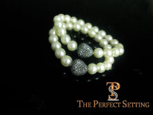 Load image into Gallery viewer, pearls on stretchy bracelet diamond charm 