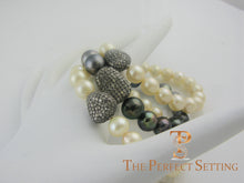 Load image into Gallery viewer, Tahitian pearls on stretchy bracelet diamond charm 